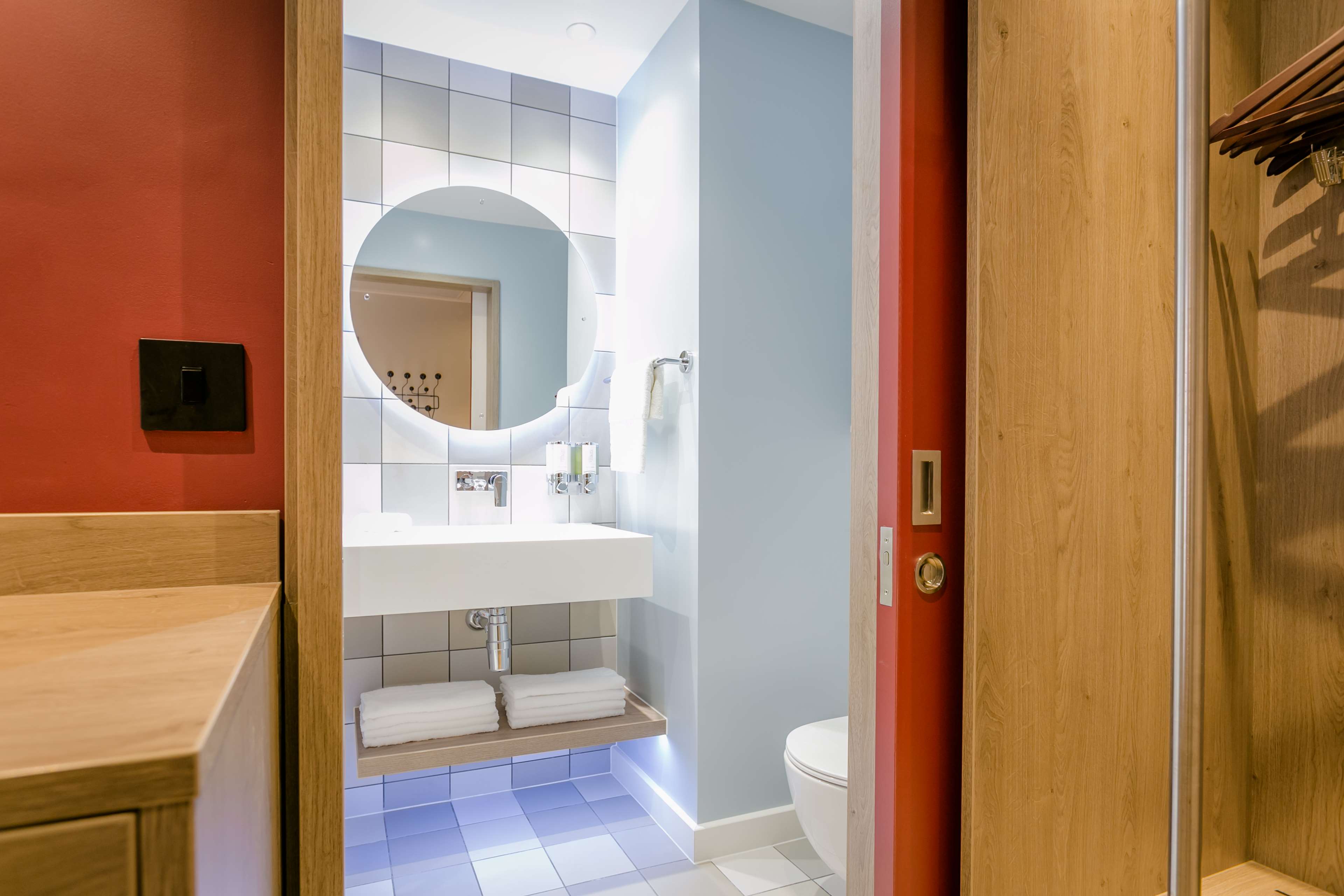 Hampton by Hilton Blackburn Room Type - TWIN ROOM