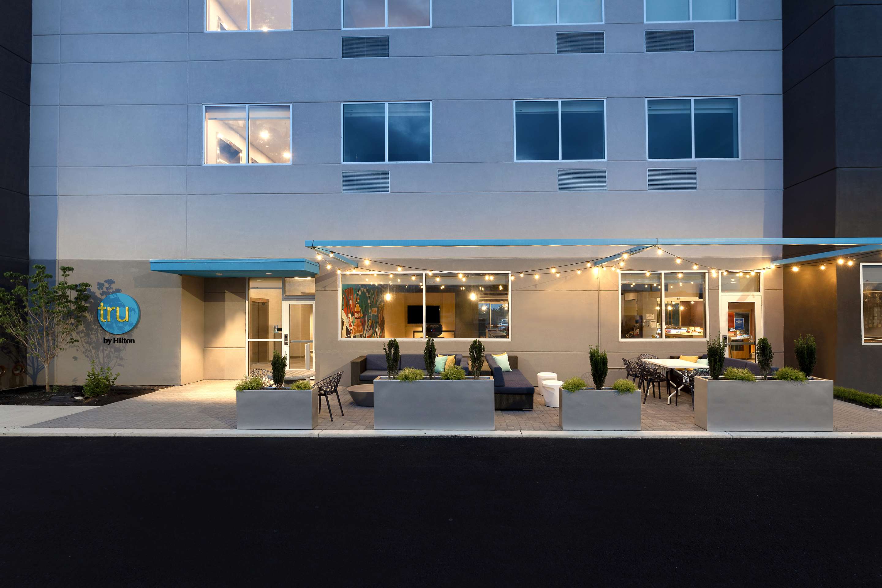 Exterior | Tru by Hilton Grantville, PA