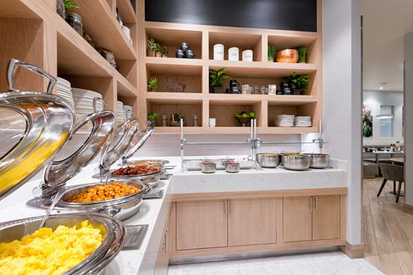 Amenities - DoubleTree by Hilton Hotel Mesa