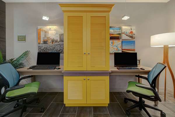 Conference Area - Home2 Suites by Hilton DeKalb