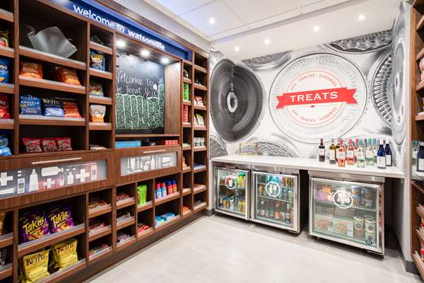 Restaurant - Hampton Inn Watsonville