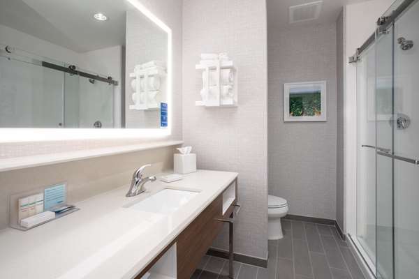  - Hampton Inn Watsonville