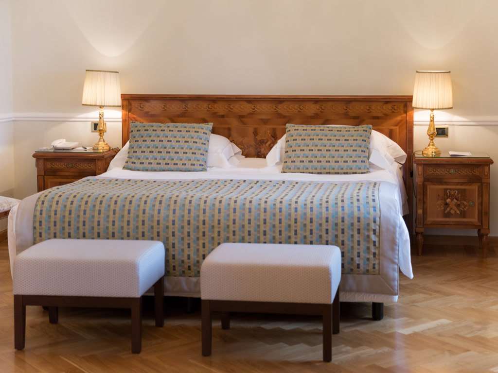 IMPERIALE PALACE HOTEL-guestroom-Guest Room,Suite,On-Site.jpg