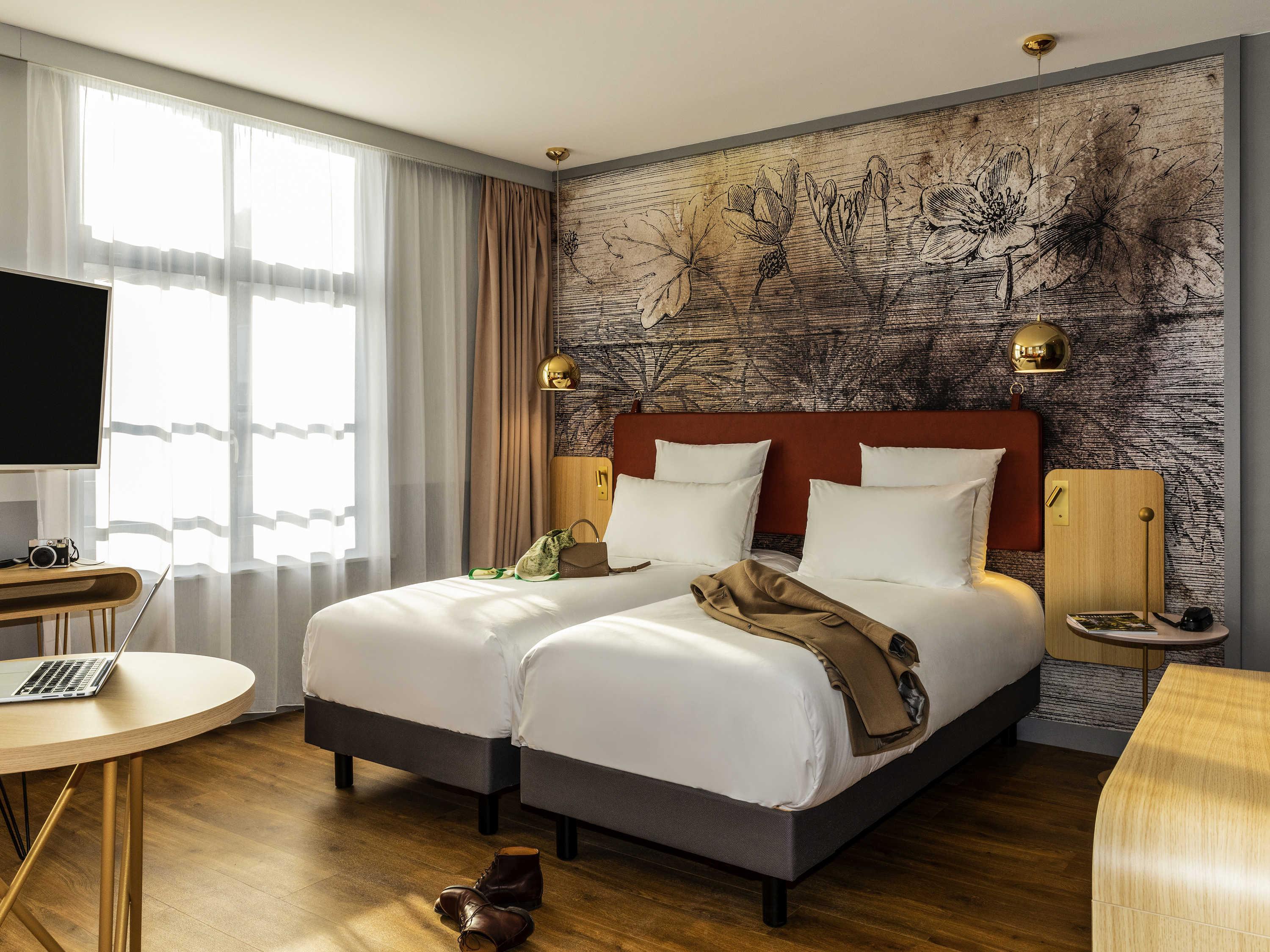 Mercure Saint Omer Central Station  Room Type - Classic Room - twin single beds