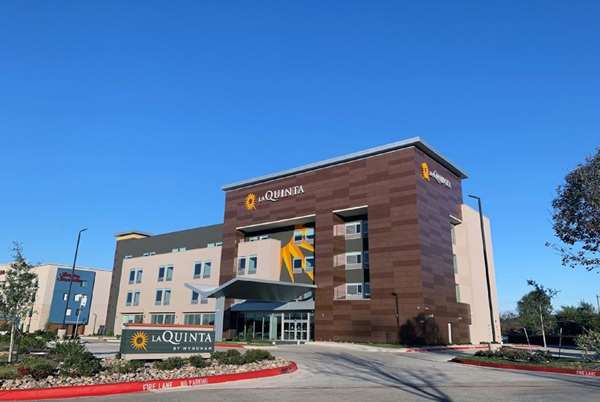 Exterior view - La Quinta Inn & Suites Dallas - I-30, Exit 52