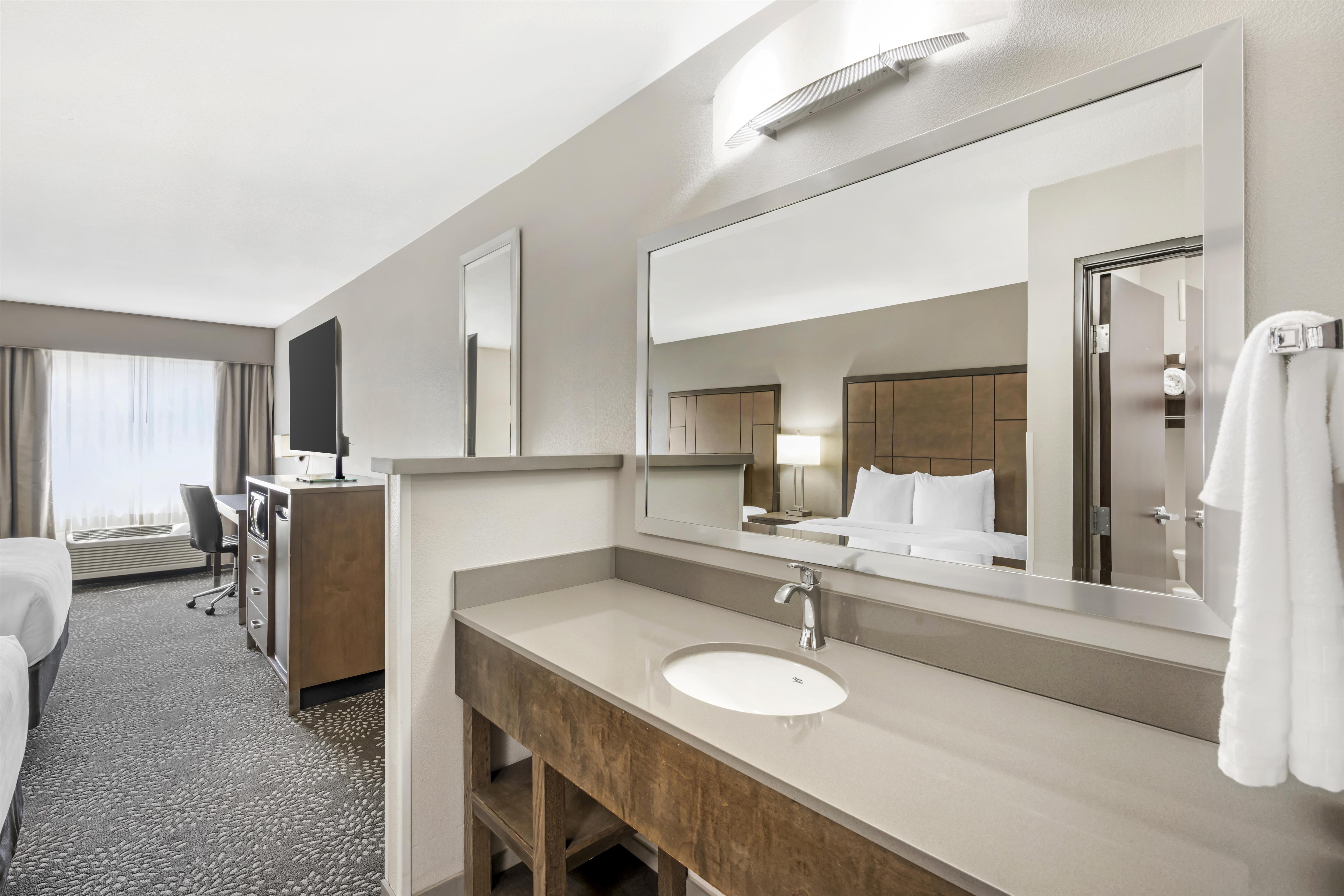 Best Western Plus Spokane North - Tap to explore photos