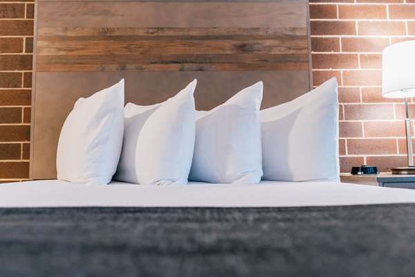  - Best Western Plus Executive Residency Waterloo