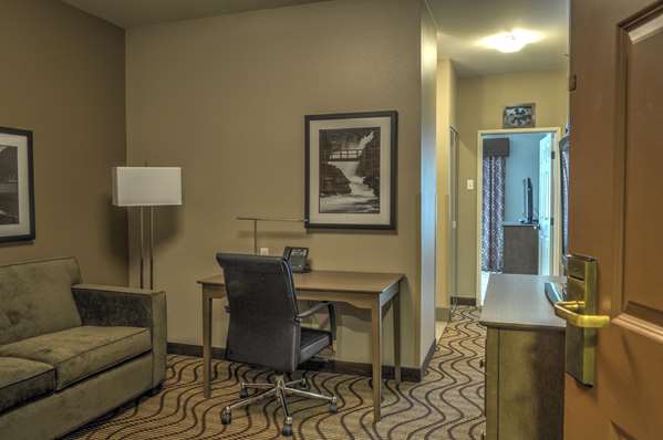 Suite - Best Western Plus Kalispell Hotel & Suites