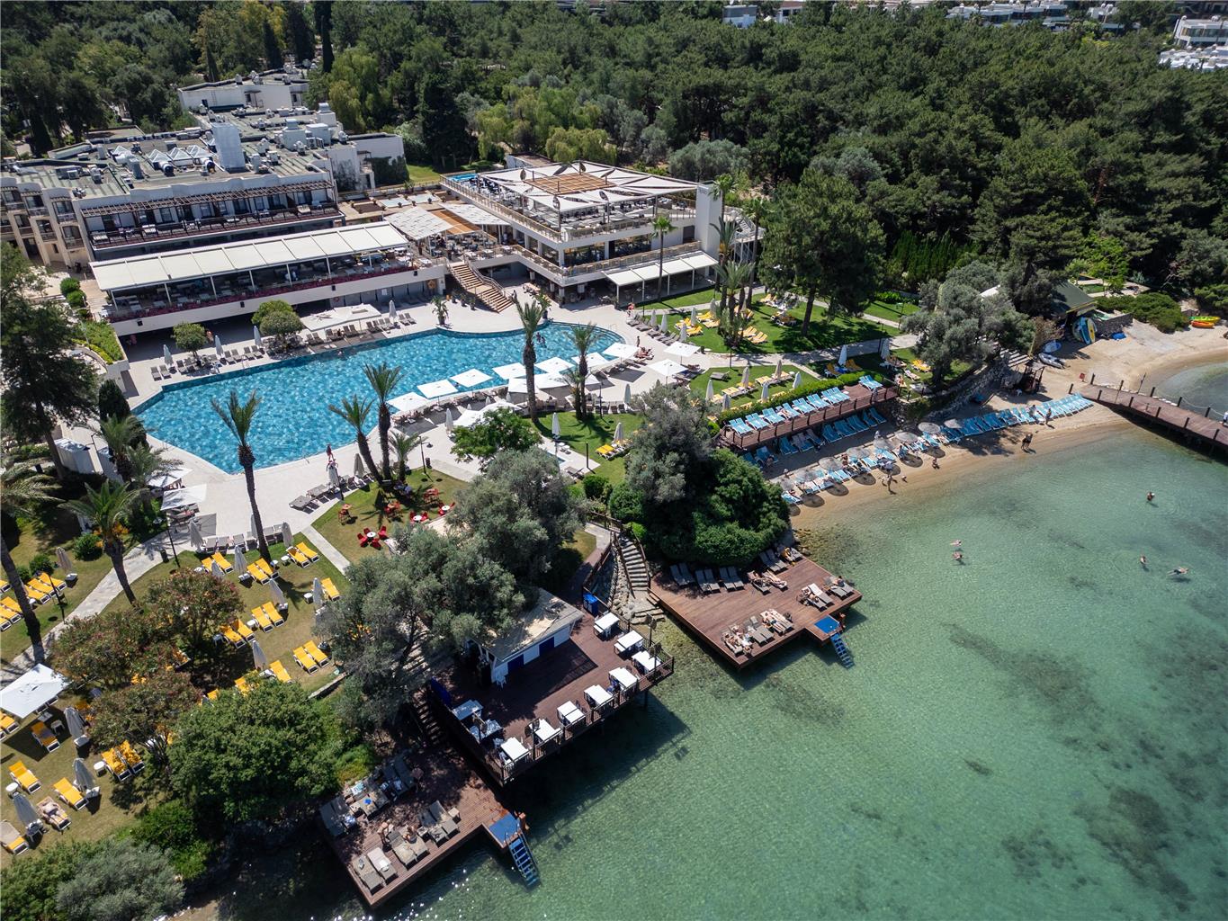 DoubleTree by Hilton Isil Club Resort