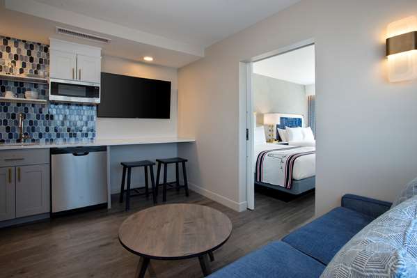  - Fenwick Shores Hotel Fenwick Island