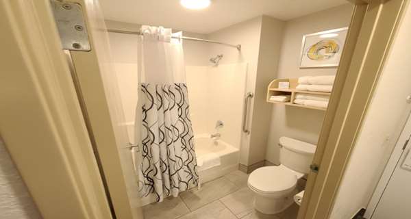  - Best Western Watertown Hotel