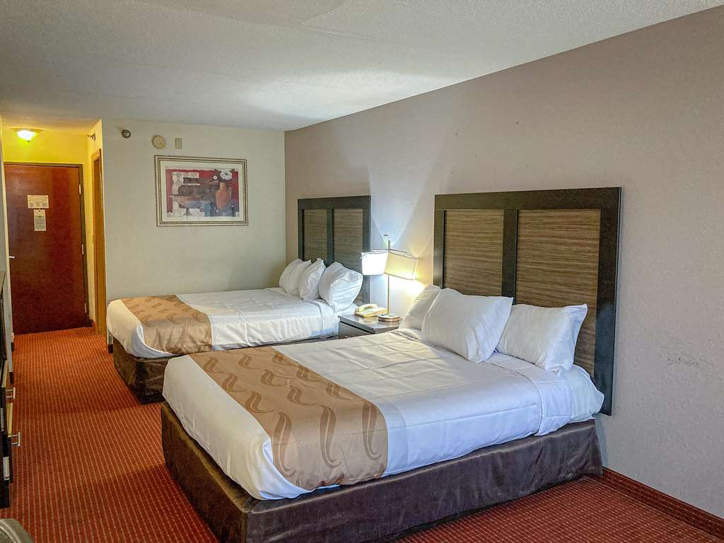 MOTEL 6 ELKHART IN-guestroom-Guest Room,On-Site.jpg
