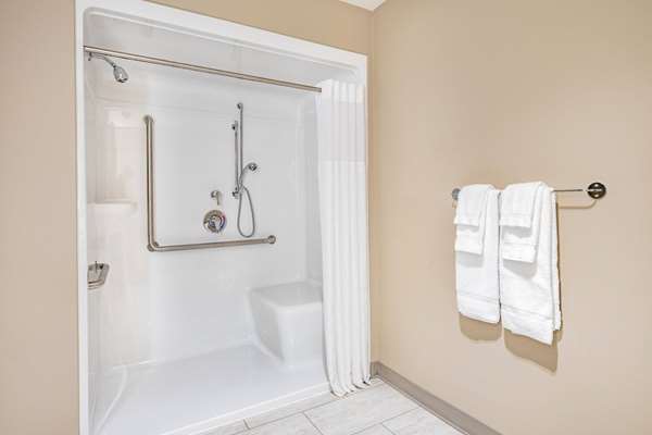  - Super 8 Hotel Moosonee