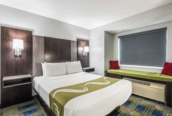  - Quality Inn Owatonna - I-35, Exit 41