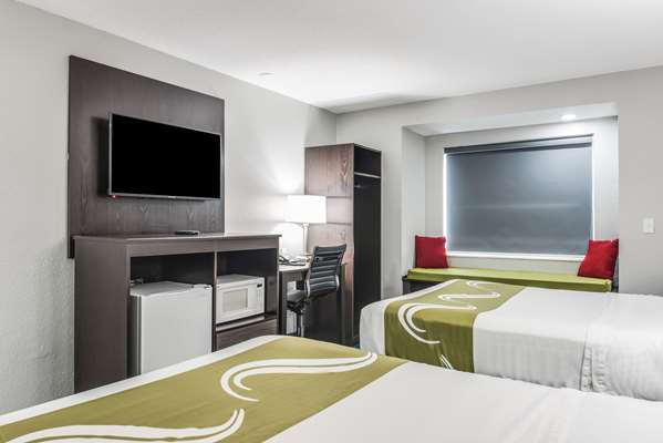  - Quality Inn Owatonna - I-35, Exit 41