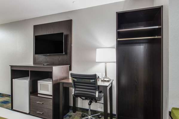  - Quality Inn Owatonna - I-35, Exit 41