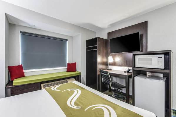  - Quality Inn Owatonna - I-35, Exit 41