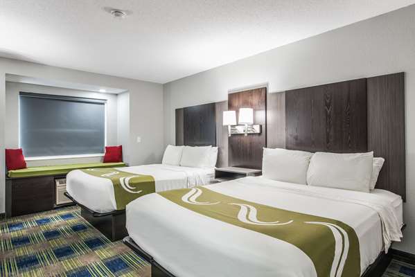  - Quality Inn Owatonna - I-35, Exit 41