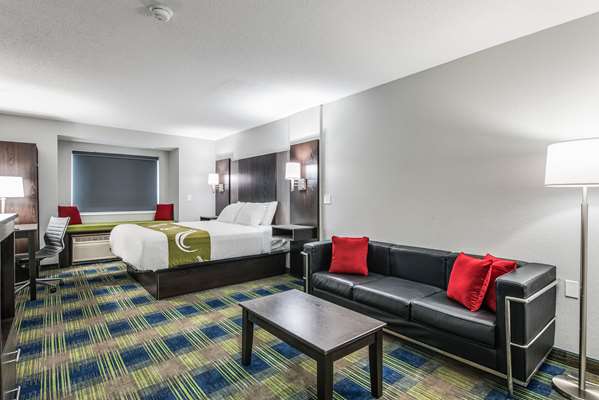 Suite - Quality Inn Owatonna - I-35, Exit 41