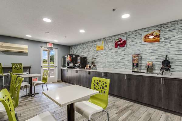 Amenities - Quality Inn Owatonna - I-35, Exit 41