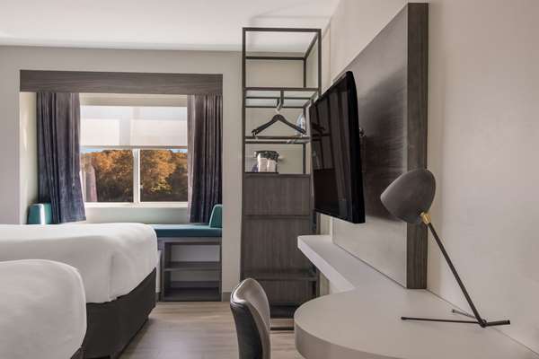  - Sleep Inn & Suites Clarion - I-80, Exit 62