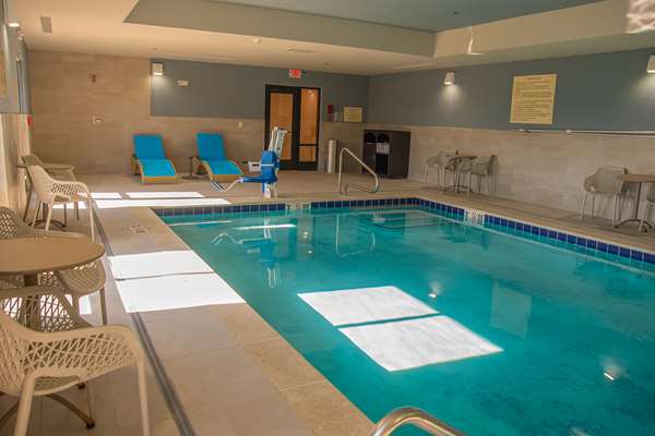 Pool - Hampton Inn Wabash