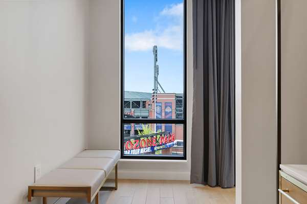  - Canopy by Hilton Hotel Downtown Memphis