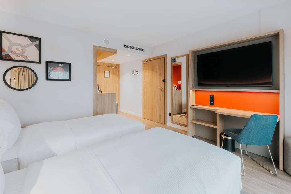 Hampton by Hilton Warsaw Reduta Room Type - TWIN ROOM