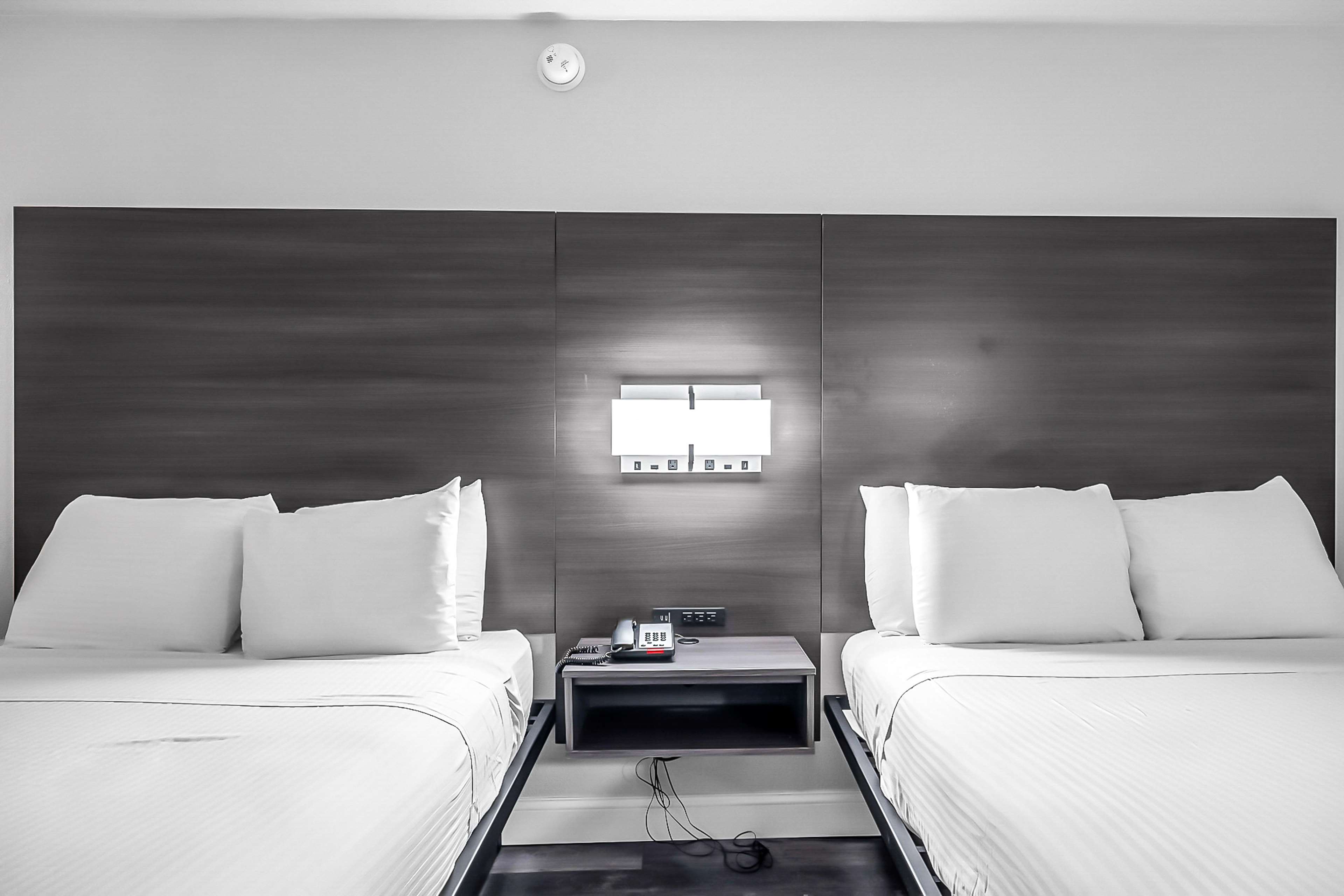SureStay Hotel by Best Western Oklahoma City West - Tap to explore photos