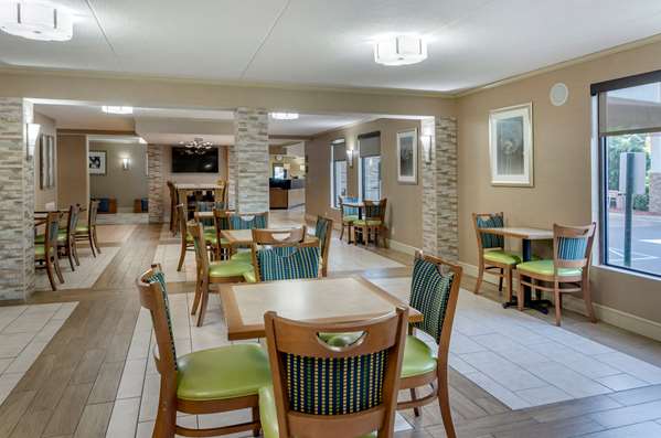 Amenities - Comfort Inn Civic Center Roanoke - I-581, Exit 4