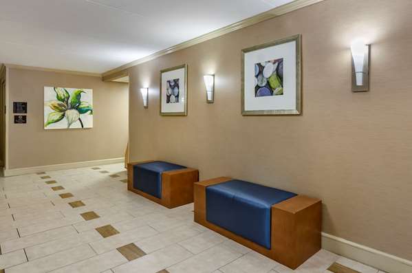  - Comfort Inn Civic Center Roanoke - I-581, Exit 4