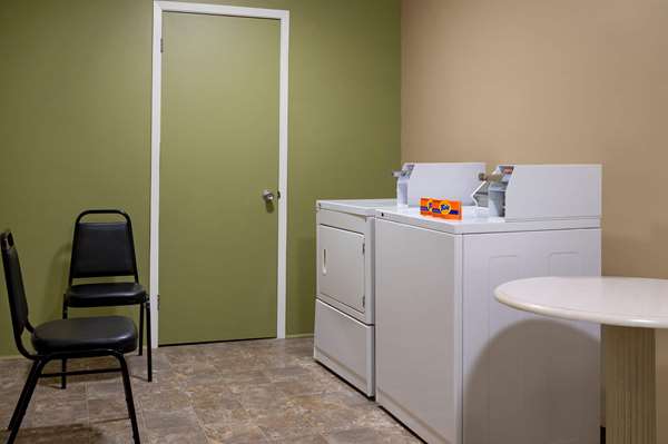 Amenities - Super 8 Motel Hearst