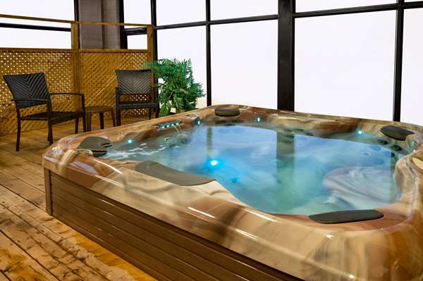 Pool - Super 8 Motel Hearst