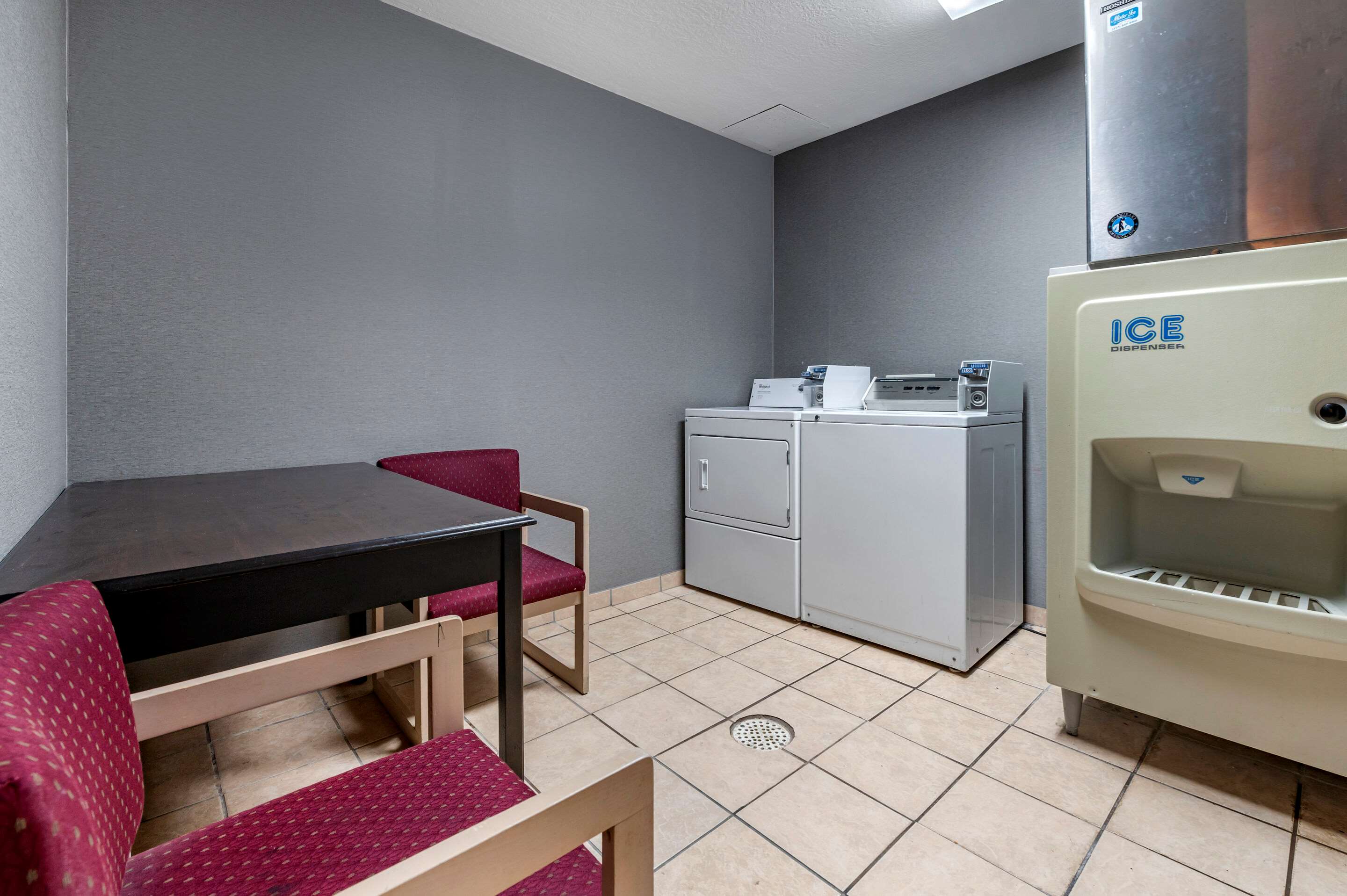 Guest laundry facilities