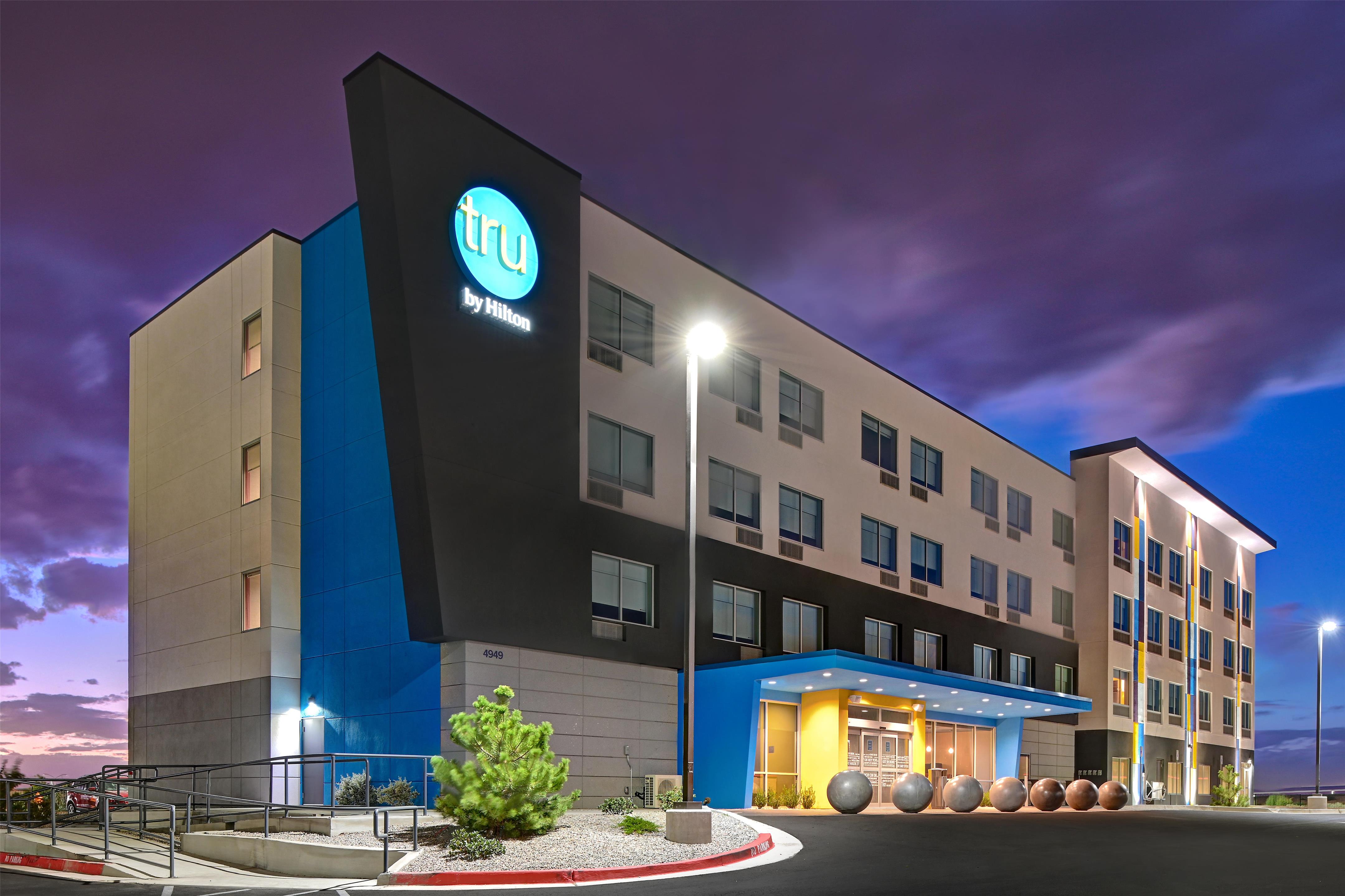 Exterior | Tru By Hilton Albuquerque North I-25