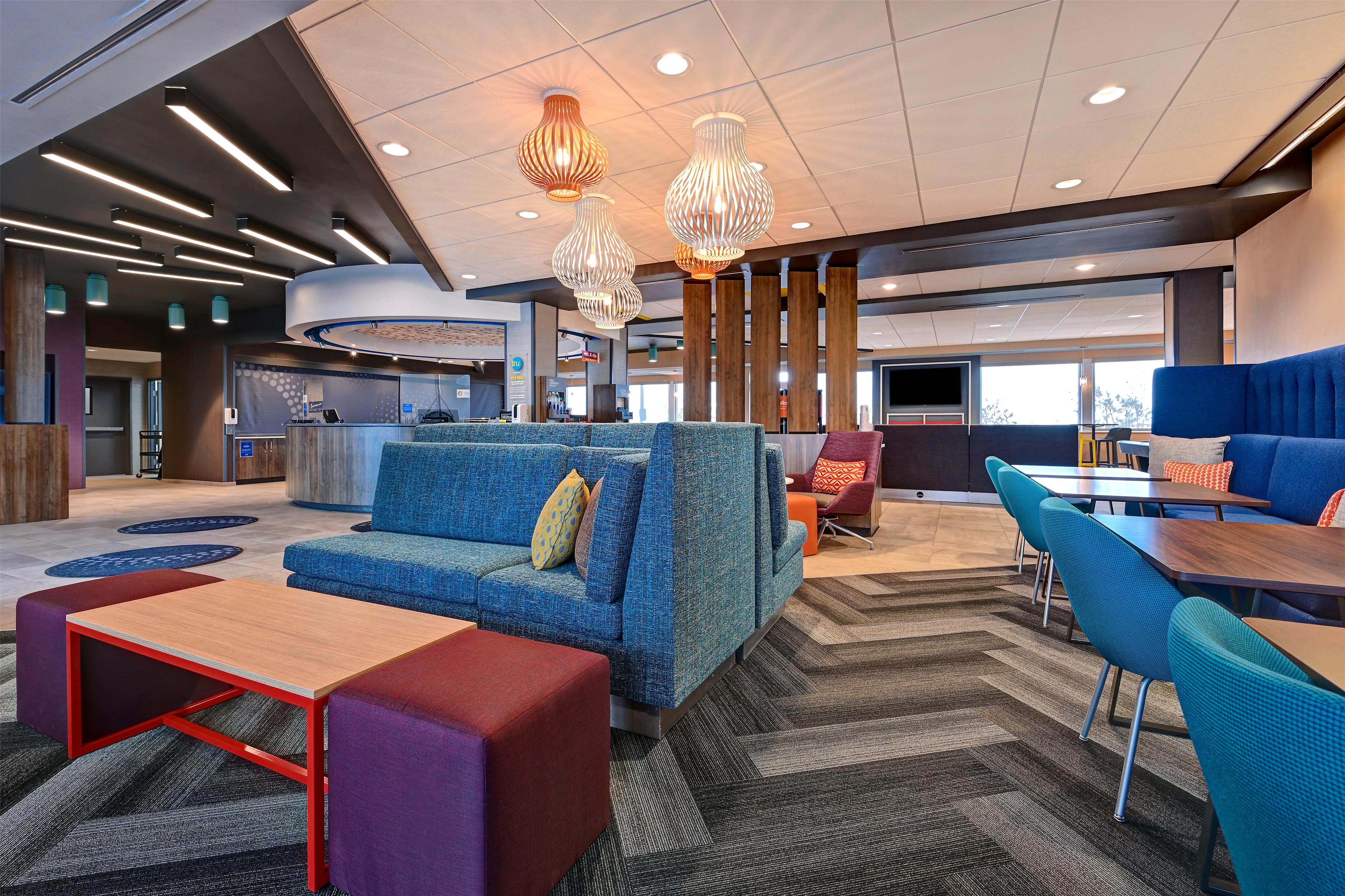 Lobby | Tru By Hilton Albuquerque North I-25
