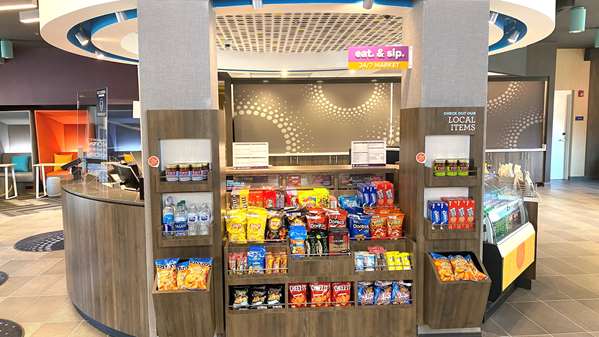 Restaurant - Tru by Hilton Hotel Harbor East Baltimore