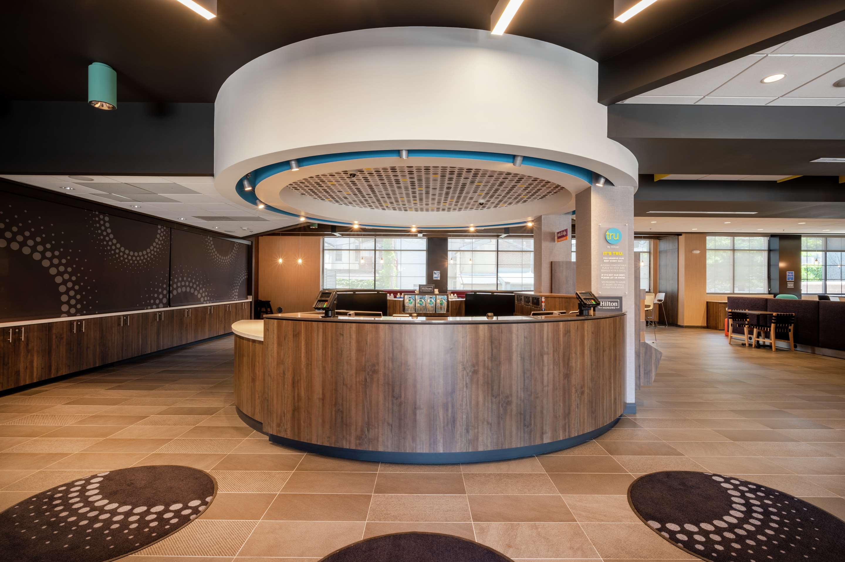 Reception | Tru By Hilton Baltimore Harbor East