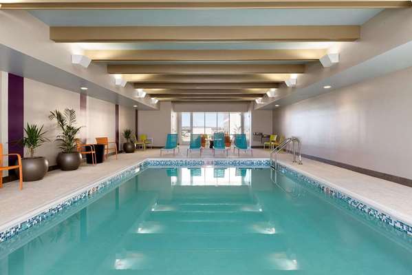 Pool - Home2 Suites by Hilton Troy - I-75, Exit 74