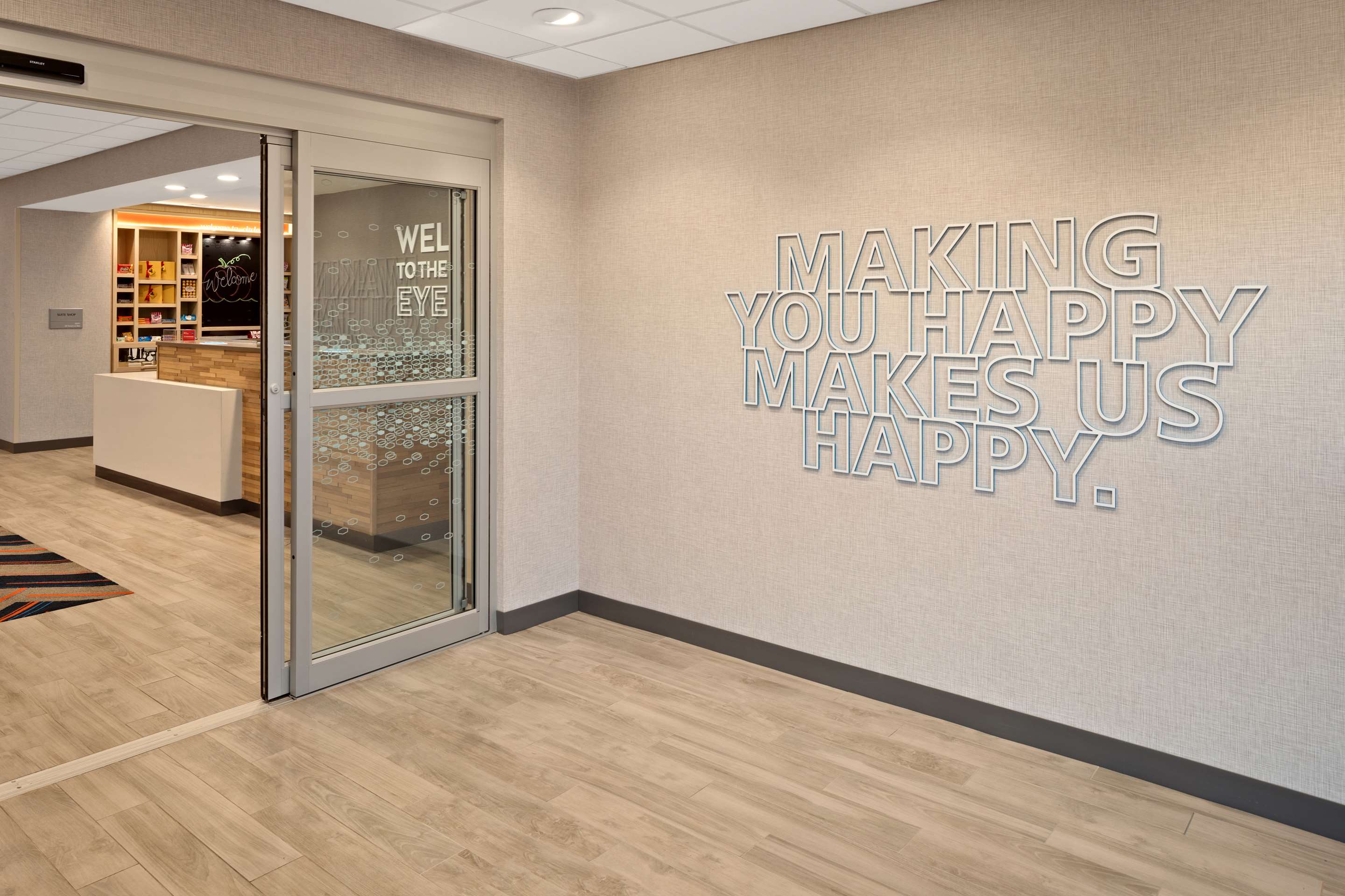 Lobby | Hampton Inn Circleville
