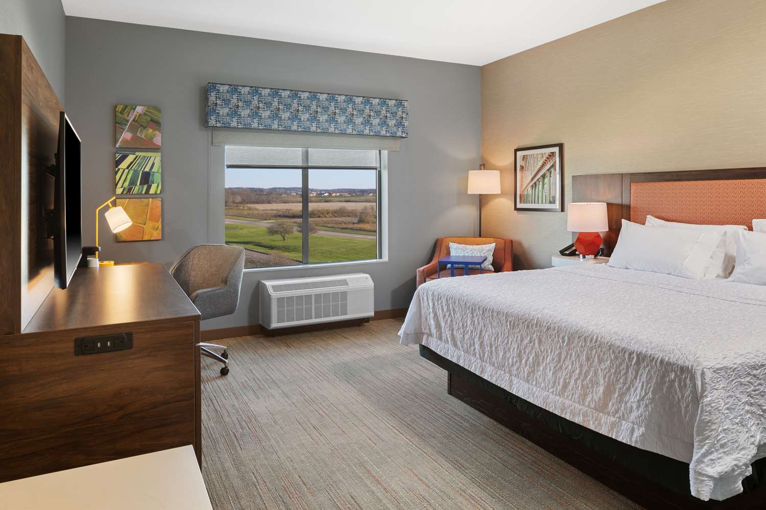 Hampton Inn Circleville, OH See Discounts