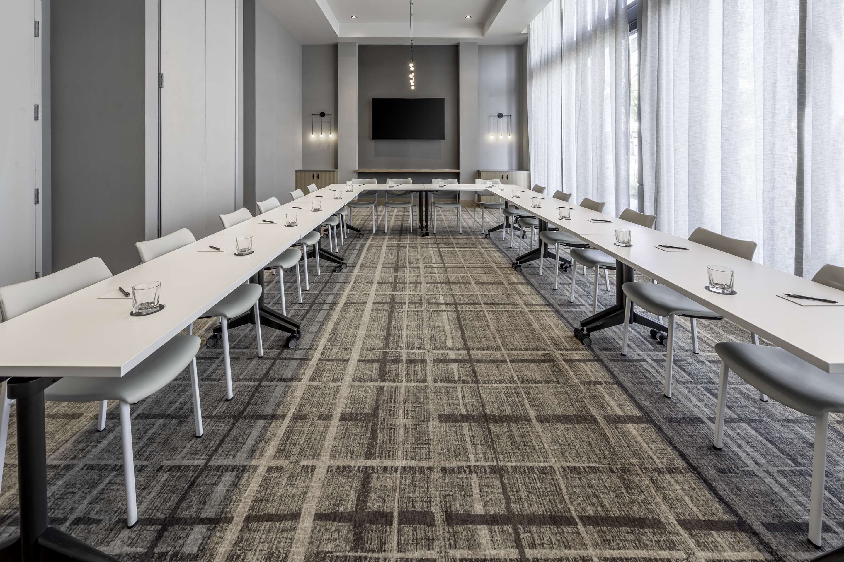 Meeting Room | The Fort Sutter Sacramento, Tapestry Collection by Hilton