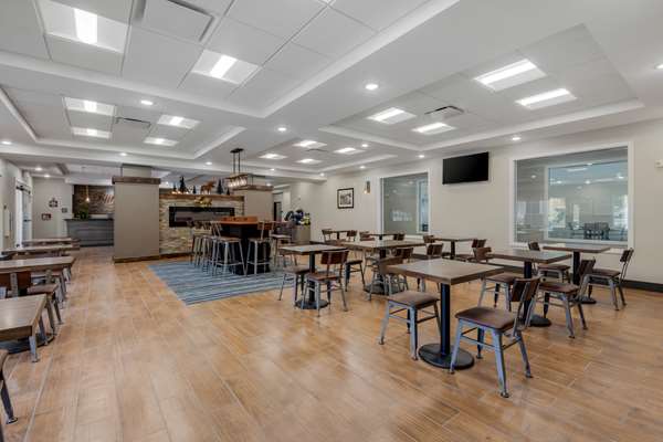 Amenities - Best Western Plus Rumford Falls Hotel