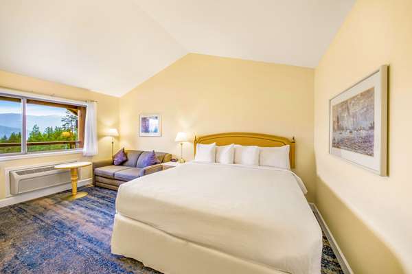  - Kootenay Lakeview Resort Balfour