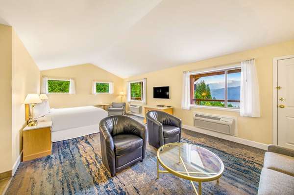 Suite - Kootenay Lakeview Resort Balfour