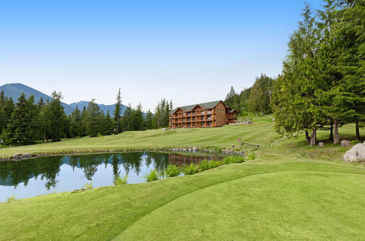 Kootenay Lakeview Resort Balfour, BC See Discounts