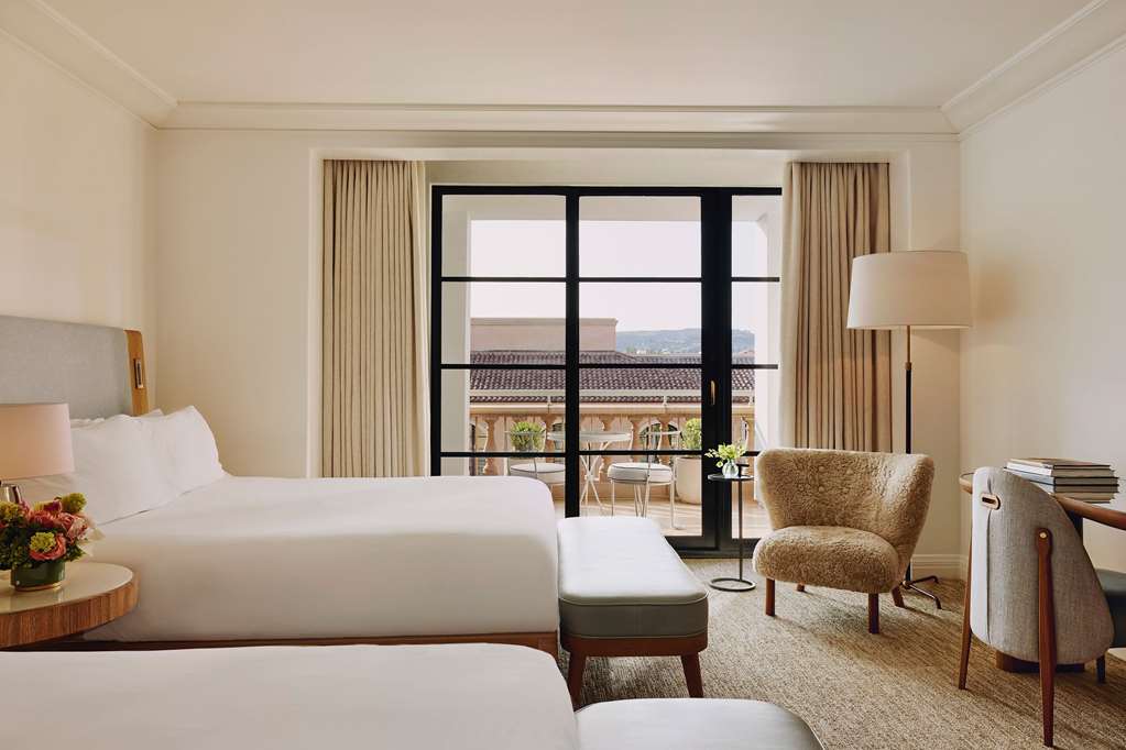 Guest photo