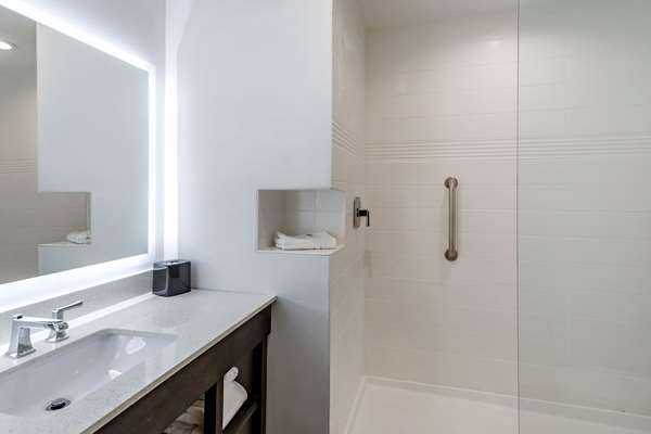  - Comfort Inn & Suites Olive Branch