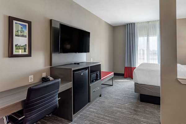 Suite - Comfort Inn & Suites Olive Branch