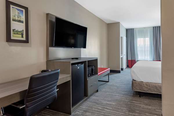 Suite - Comfort Inn & Suites Olive Branch